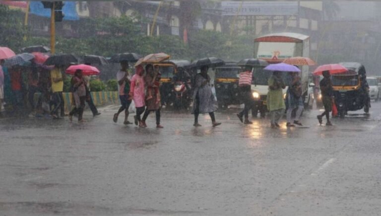 It will continue to rain in the city of Kolkata for the next two to three days