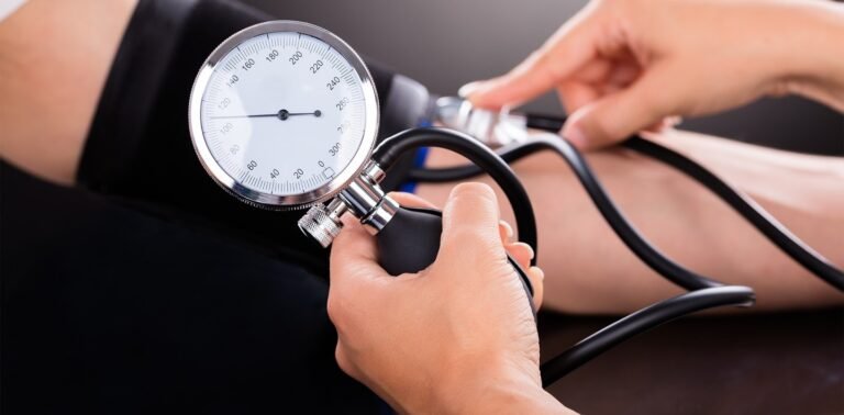 What foods in the daily diet can be controlled blood pressure?