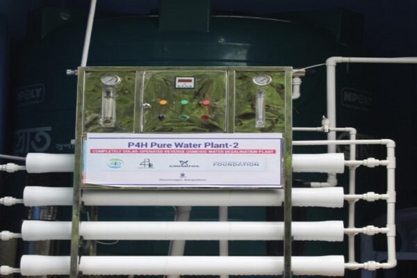 Clean water, clean energy: Solar station brings safe drinking water to villages