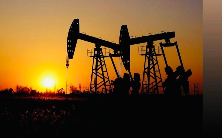 Crude oil futures inflation on spot demand