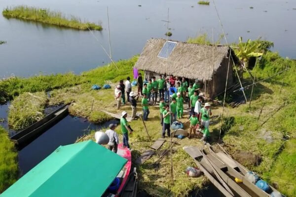 Logistics snags the Loktak hydroelectric project; the governor of Manipur is briefed by the NHPC