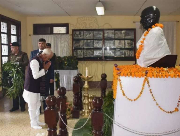 MANIPUR OBSERVED MARTYRS DAY, PAID TRIBUTES TO MAHATMA GANDHI