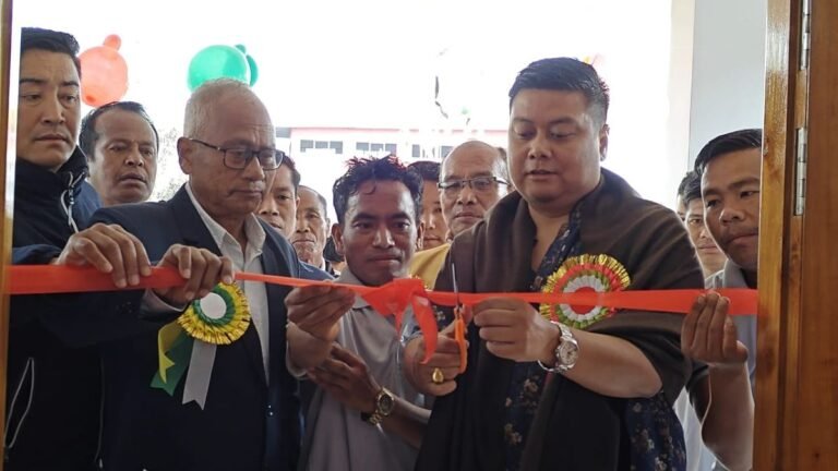 Robindro Assures Aid To IDP Students